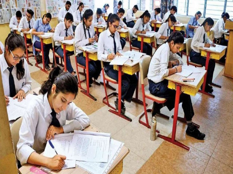 हिमाचल में 2027 से दिसंबर में होंगी वार्षिक परीक्षाएं