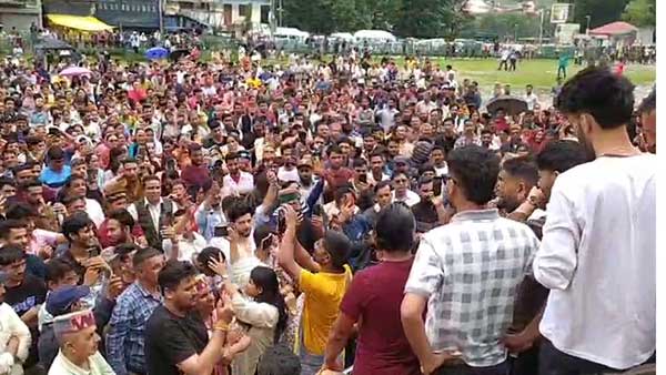 मंजू शर्मा मौत मामले में कुल्लू में हुआ जोरदार धरना प्रदर्शन